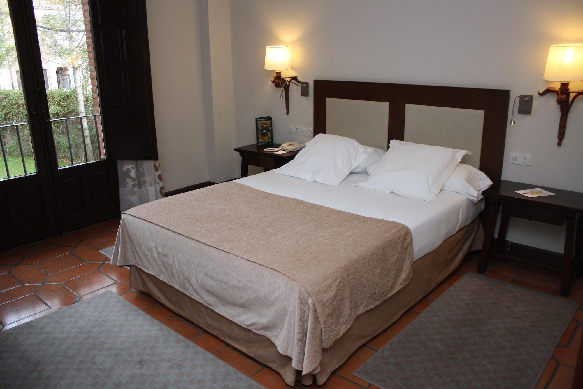 Parador De Ávila Exteriér fotografie