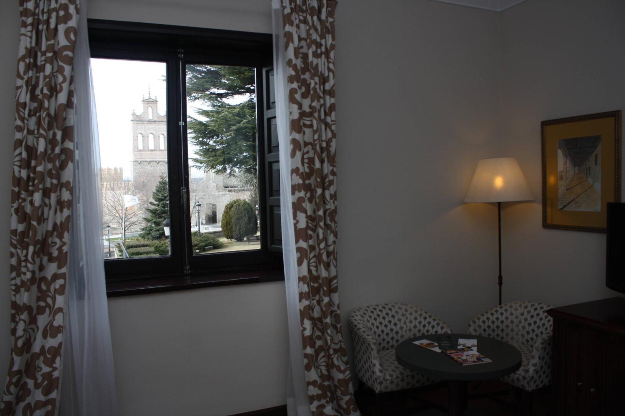 Parador De Ávila Exteriér fotografie