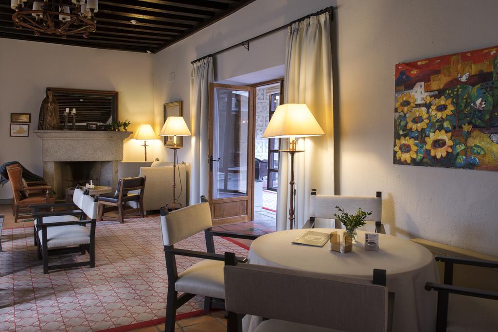 Parador De Ávila Exteriér fotografie